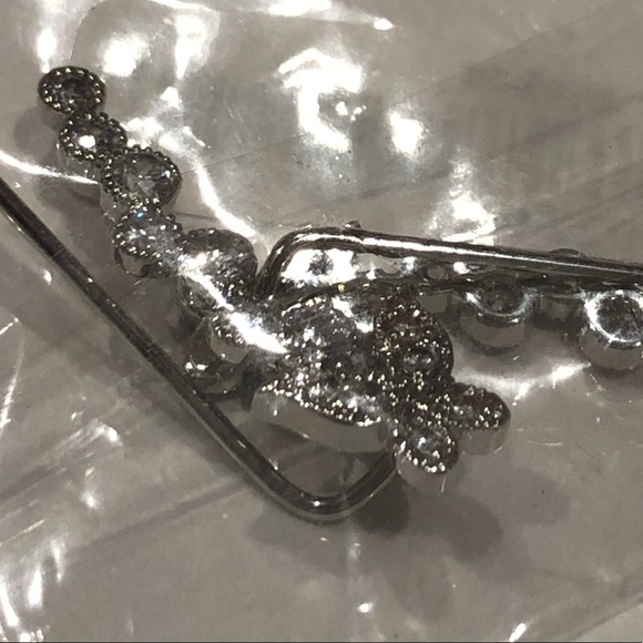 Crystal Butterfly Ear Cuff Earrings - Picture 4 of 5